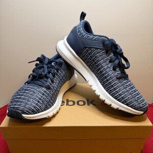 Reebok Navy Knit Sneakers – Size 7 (Like New!)